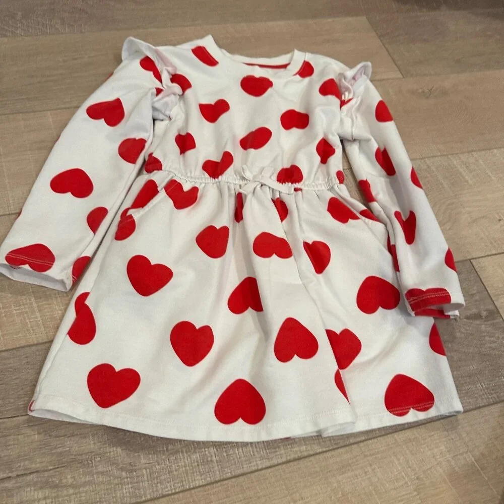 CAT & JACK GIRLS HEART LONG SLEEVE DRESSS VALENTINES SMALL 6/6X VALENTINES DAY